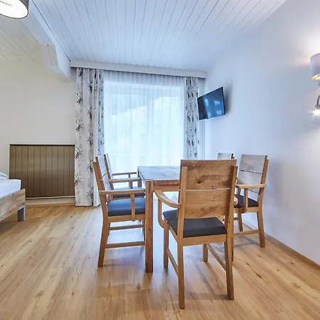 Haus Alexander By Holidayflats24 Apartment Saalbach